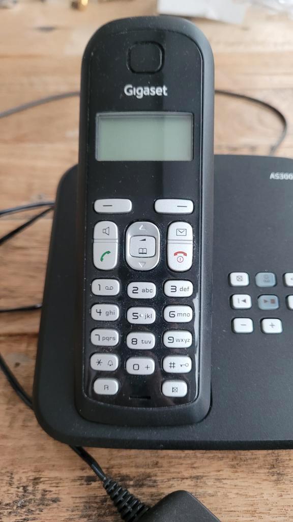 Gigaset AS300A met extra handset, Telecommunicatie, Vaste telefoons | Handsets en Draadloos, Zo goed als nieuw, 1 handset, Ophalen of Verzenden