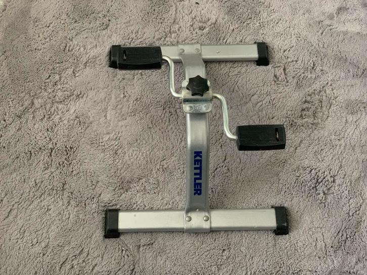 KETTLER STOELFIETS/HOMETRAINER/FITNESS, Sport en Fitness, Fitnessapparatuur, Zo goed als nieuw, Stoelfiets, Benen, Metaal, Ophalen of Verzenden