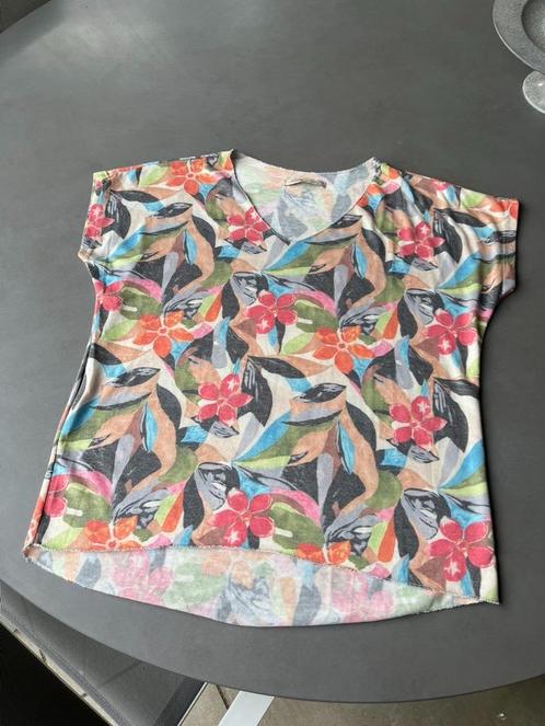 Pastel gebloemd made in Italy shirt, maat XL, Kleding | Dames, T-shirts, Zo goed als nieuw, Maat 38/40 (M), Overige kleuren, Korte mouw
