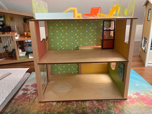 Djeco poppenhuis met zwembad, Verzamelen, Poppenhuizen en Toebehoren, Zo goed als nieuw, Poppenhuis, Ophalen of Verzenden