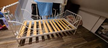 Gratis IKEA Uitschuifbaar Bed (Zonder Lattenbodem) beschikbaar voor biedingen