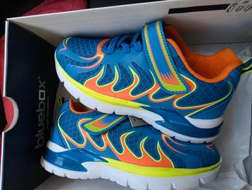lichtjes schoenen maat 30 nieuw beschikbaar voor biedingen