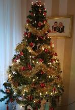 Complete kunstkerstboom inclusief ballen slingers piek, Ophalen, Zo goed als nieuw