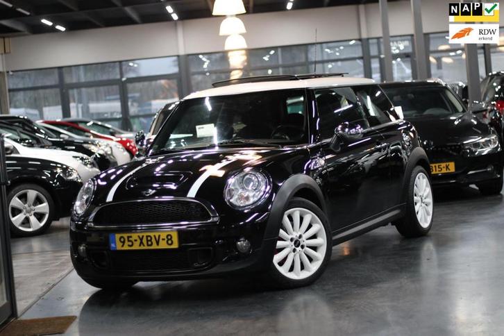 Mini Mini 1.6 Cooper S| HARMAN&KARDON | PANO | AUT | AIRCO |, Auto's, Mini, Bedrijf, Te koop, Cooper S, ABS, Airbags, Airconditioning