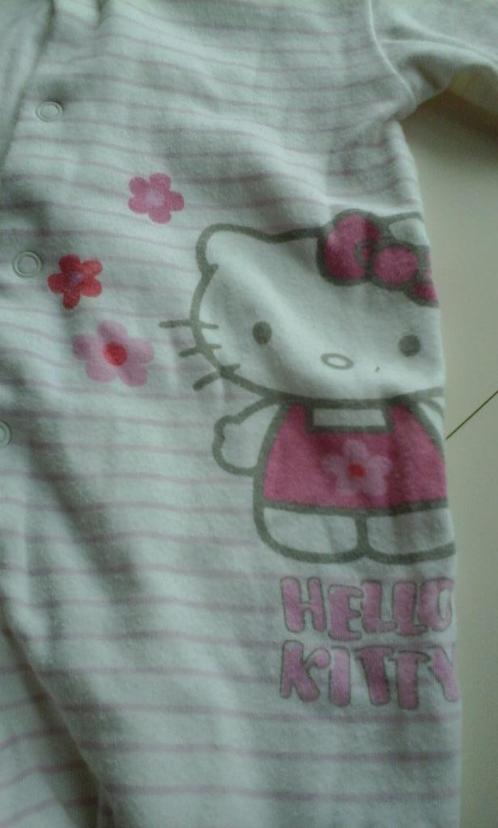 schattig Hallo Kitty babypakje/boxpakje (maat 86), Kinderen en Baby's, Babykleding | Maat 86, Zo goed als nieuw, Meisje, Pakje