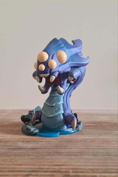 League of Legends limited-edition Baron Nashor vinylfiguur, Verzamelen, Poppetjes en Figuurtjes, Zo goed als nieuw, Ophalen of Verzenden