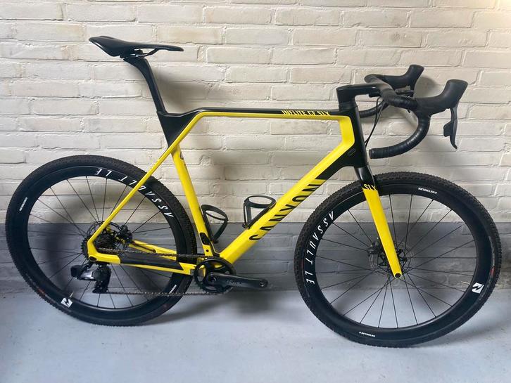 Canyon Inflite CF SLX 9, Fietsen en Brommers, Fietsen | Racefietsen, Zo goed als nieuw, Overige merken, Meer dan 20 versnellingen