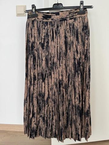 Plisse rok van Laurel, bruin met blauw,mt38,zgan beschikbaar voor biedingen
