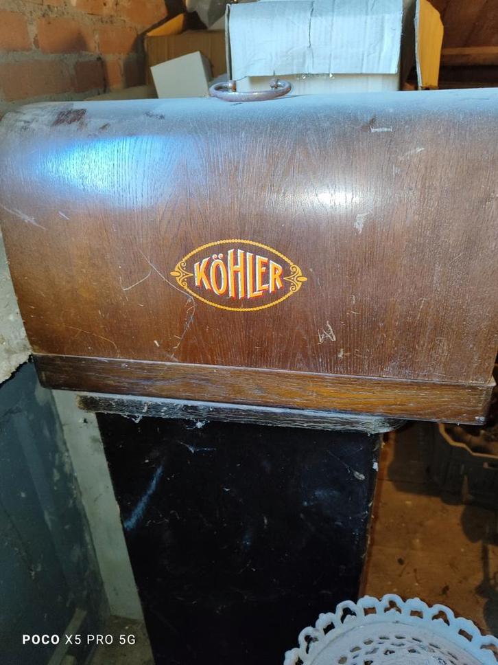 Oud köhler naaimachine zonder sleutel, Antiek en Kunst, Antiek | Naaimachines, Ophalen of Verzenden