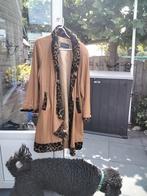 Prachtige  lange  echt leren jas met mooije voering 42, Kleding | Dames, Jassen | Winter, Ophalen of Verzenden, Nieuw, Maat 42/44 (L)