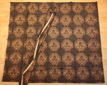 authentieke Javaanse batik -Ceplok Gurdo- beschikbaar voor biedingen