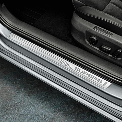Originele RVS instaplijsten Skoda Superb (2016 - 2023), Auto diversen, Auto-accessoires, Nieuw, Ophalen of Verzenden