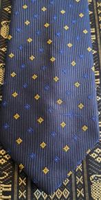 Akzo Nobel stropdas blauw-geel geblokt, Verzamelen, Ophalen of Verzenden, Nieuw, Gebruiksvoorwerp