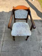 4 houten antieke stoelen, Ophalen