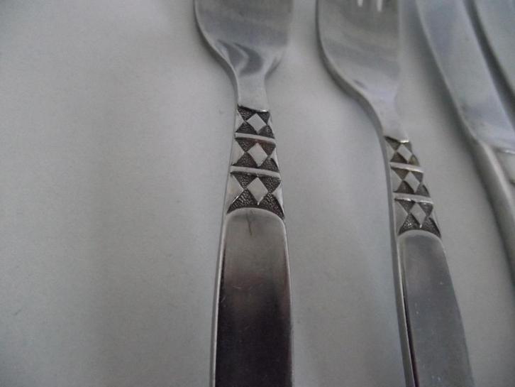 9 stuks vintage zwart ruit bestek Amefa stainless 1960 p st, Antiek en Kunst, Antiek | Bestek, Ophalen of Verzenden