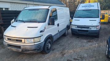 1 x Iveco daily 35 13 1x iveco daily 29l12