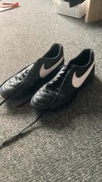 Zaalvoetbalschoenen Nike - zsm weg teab, Sport en Fitness, Voetbal, Ophalen, Gebruikt, Schoenen, Maat M
