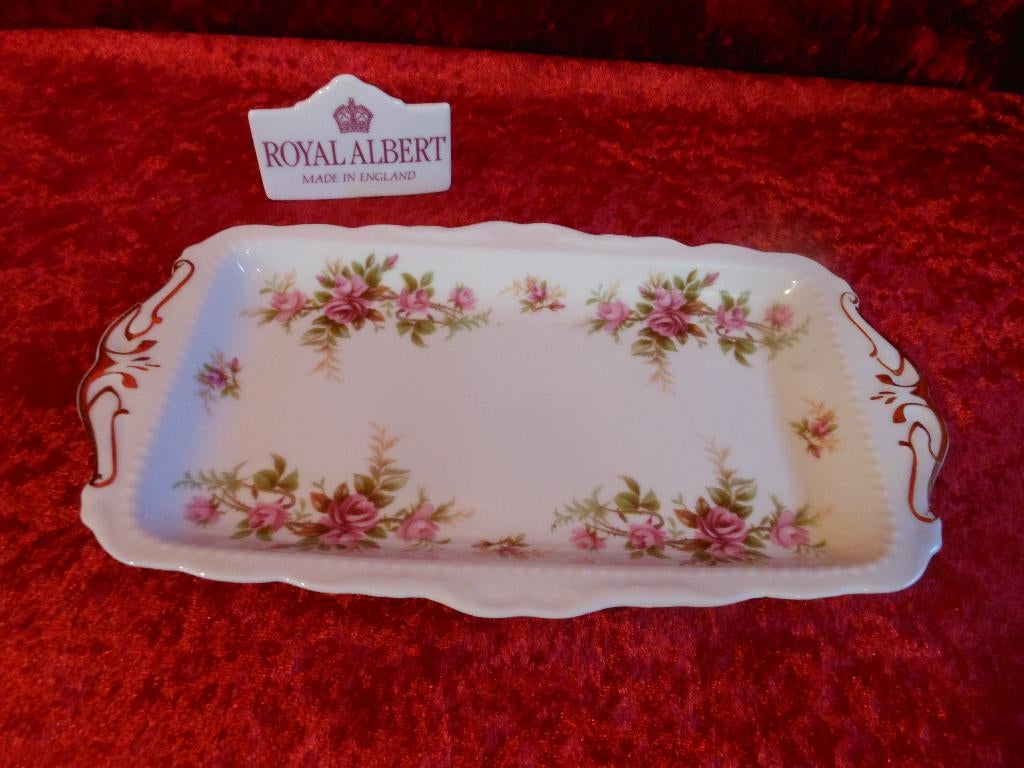 Royal Albert Romance cakeschaal, Ophalen of Verzenden, Overige stijlen, Porselein, Schaal of Schalen