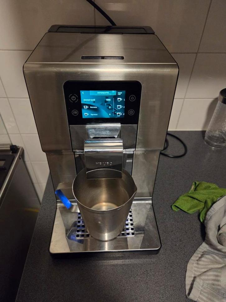 Krups Intuition Experience+ EA877D volautomatische espressom, Witgoed en Apparatuur, Koffiezetapparaten, Koffiebonen, Koffiemachine