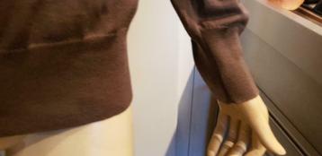 trui v-hals Hugo Boss merino wol L mosgroen/bruin beschikbaar voor biedingen