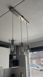 Moderne hanglamp met 3 glazen kappen, Ophalen, Zo goed als nieuw, Glas, Minder dan 50 cm