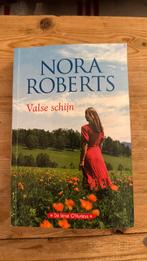 Nora Roberts: Valse schijn, Nieuw, Ophalen of Verzenden, Nederland