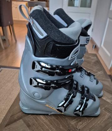 Skischoenen Salomon in maat 25 of 39 met zoollengte 295 mm beschikbaar voor biedingen