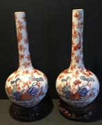 2 IMARI porseleinen pijpvazen handbeschilderd, Antiek en Kunst, Ophalen