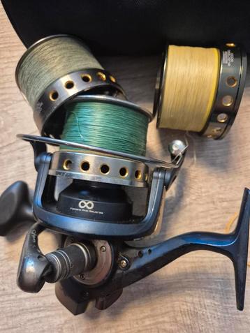 Vis Molen Avocast 8000 beschikbaar voor biedingen