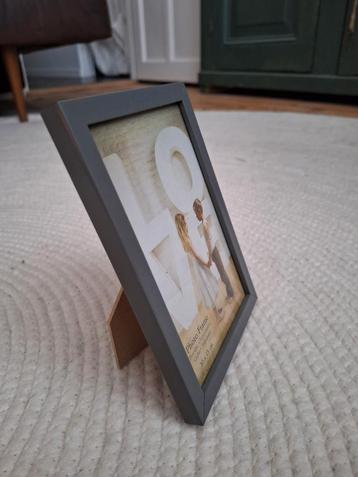 Fotolijstje - Donkergrijs Frame beschikbaar voor biedingen