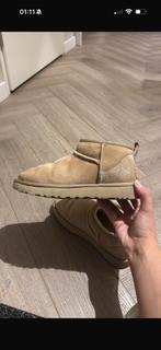Uggs sand maat 37 zgan, Kleding | Dames, Schoenen, Ophalen of Verzenden, Zo goed als nieuw, Beige, Sneakers of Gympen