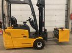 Jungheinrich EFG115 3 wiel heftruck 1.5 ton triplo mast, Zakelijke goederen, Machines en Bouw | Heftrucks en Intern transport