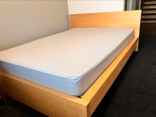 Ga je op kamers: Ikea Malm bed 140x200 + matras Sultan, Huis en Inrichting, Slaapkamer | Bedden, Zo goed als nieuw, Tweepersoons
