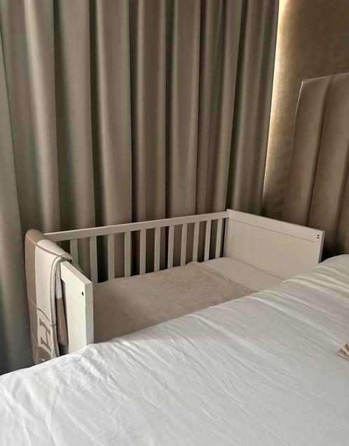Te koop: Babybed + Matras in topstaat!, Kinderen en Baby's, Babywiegjes en Ledikanten, Zo goed als nieuw, Ledikant, Ophalen of Verzenden