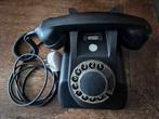 Oude telefoon PTT bakkeliet vintage zwart jaren '50, Ophalen of Verzenden, Gebruikt, Met draaischijf