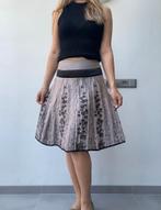 Mooie rok met bloemenprint - Maat M, Maat 38/40 (M), Beige, Ophalen of Verzenden, Zo goed als nieuw