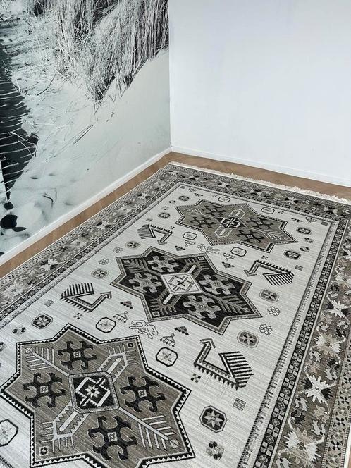 Brinker karpet velvet 185/275, Huis en Inrichting, Stoffering | Tapijten en Kleden, Nieuw, 150 tot 200 cm, 200 cm of meer, Ophalen of Verzenden