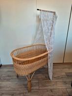 Vintage rieten wiegje, Kinderen en Baby's, Babywiegjes en Ledikanten, Ophalen of Verzenden, Gebruikt, Wieg