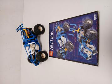 Lego technic 8437 futuristische auto met manual beschikbaar voor biedingen