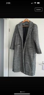 Lange jas, Ophalen, Zo goed als nieuw