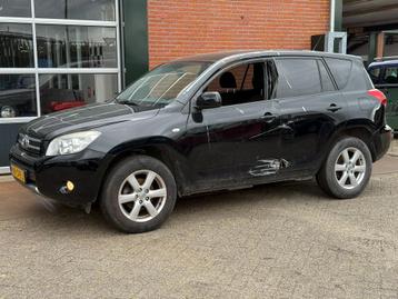Toyota Rav4 4x4 2.0 16V Vvt-i 2009 Zwart beschikbaar voor biedingen