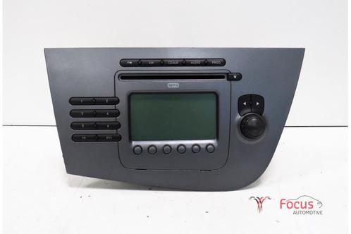 Radio CD Speler van een Seat Leon, Auto-onderdelen, Elektronica en Kabels, Seat, Gebruikt, 6 maanden garantie, 12 maanden garantie