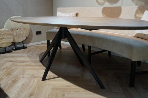 Eettafel Vijs Vermeer meubelen, Huis en Inrichting, Tafels | Eettafels, Zo goed als nieuw, 100 tot 150 cm, 200 cm of meer, Vijf personen of meer