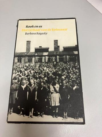 Rook en as Het verhaal van de holocaust beschikbaar voor biedingen
