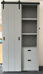 Kast Woood barn grijs, Huis en Inrichting, Kasten | Lockerkasten, Ophalen, Zo goed als nieuw