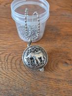 Zilveren armbanden & ketting met olifanten, Ophalen of Verzenden, Nieuw, Zilver, Zilver