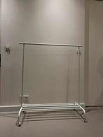 Gratis ophalen: Rigga kledingrek op wieltjes, Ophalen, Zo goed als nieuw