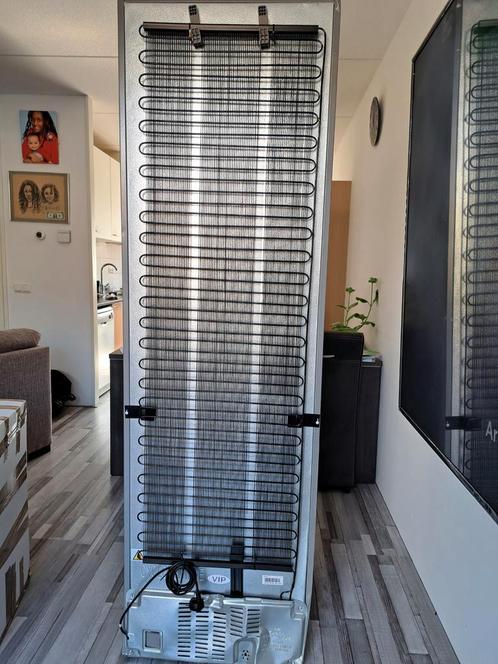 Koenic, Witgoed en Apparatuur, Koelkasten en IJskasten, Nieuw, Met vriesvak, 200 liter of meer, 160 cm of meer, 45 tot 60 cm, Energieklasse A of zuiniger