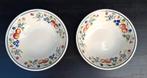 Twee schaaltjes Churchill England Gaaf 15,5 cm doorsnee., Huis en Inrichting, Keuken | Servies, Nieuw, Ophalen of Verzenden, Schaal of Schalen