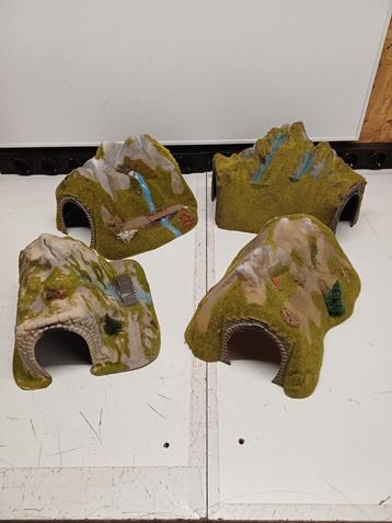 Tunnels h0 4 stuks / 113 beschikbaar voor biedingen